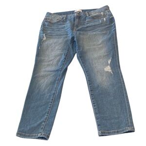 Studio Blue Jeans Women's Size 32 Mid-Rise 10” Denim 27” Inseam Distressed